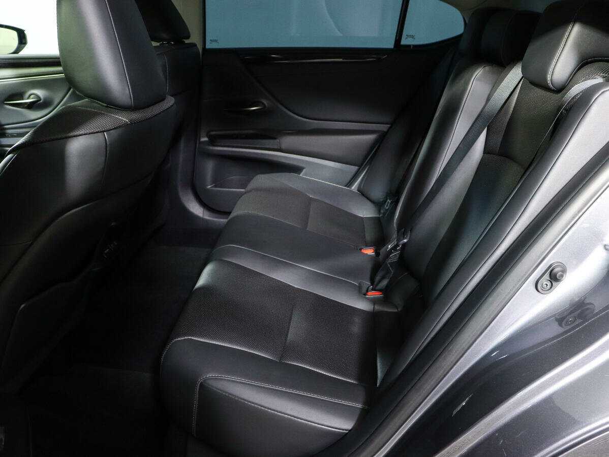 Купить Lexus ES с пробегом. Фото: #7