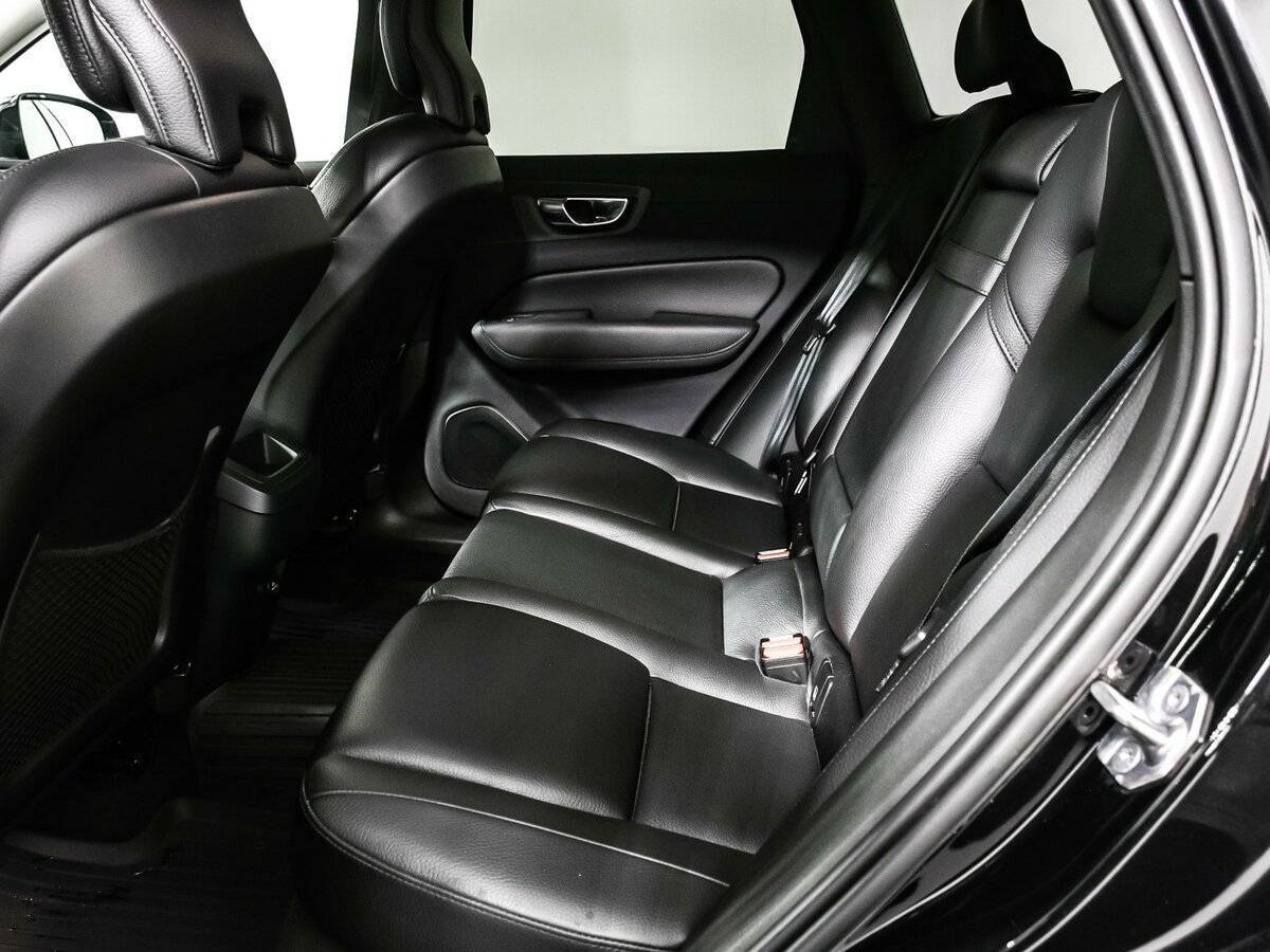 Купить Volvo XC60 с пробегом. Фото: #11