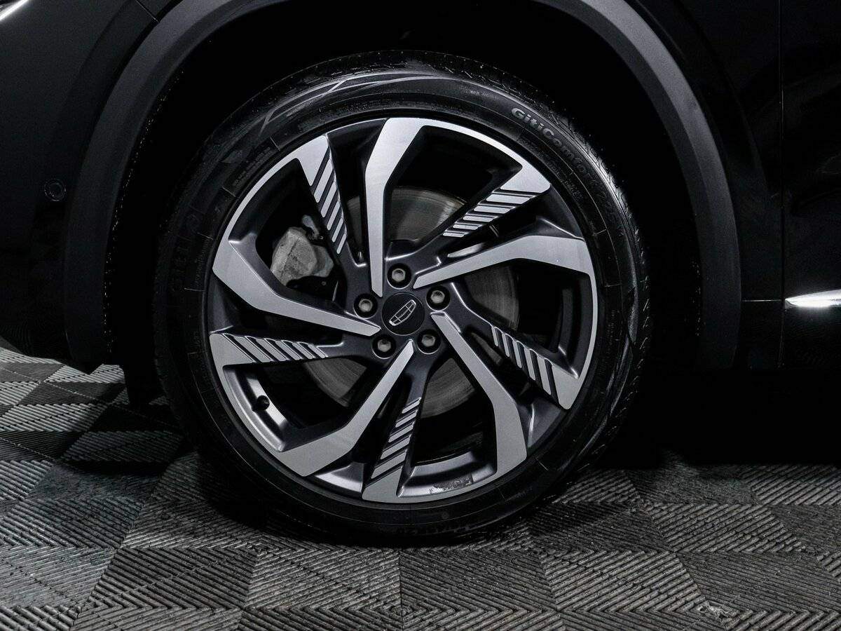 Купить Geely Monjaro с пробегом. Фото: #13