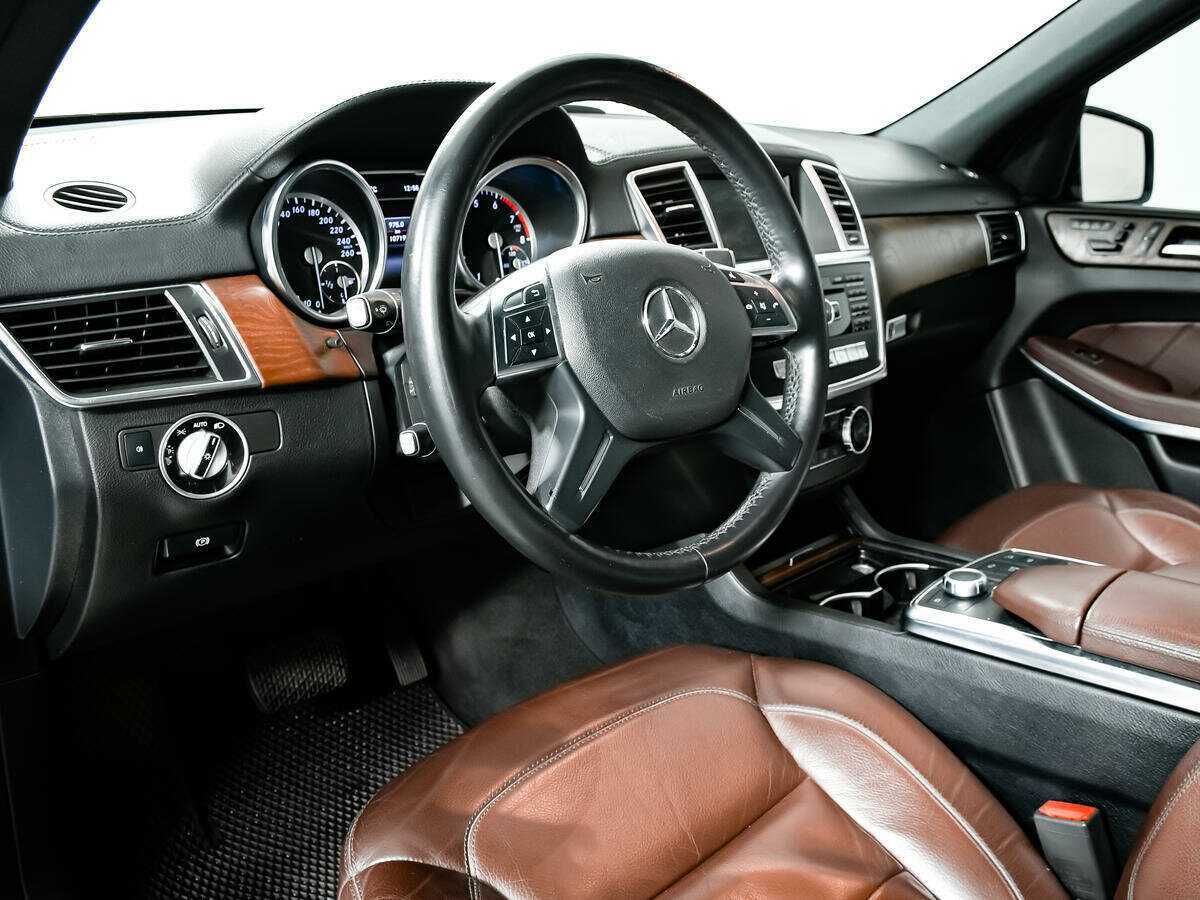 Купить Mercedes-Benz GL-Класс с пробегом. Фото: #12