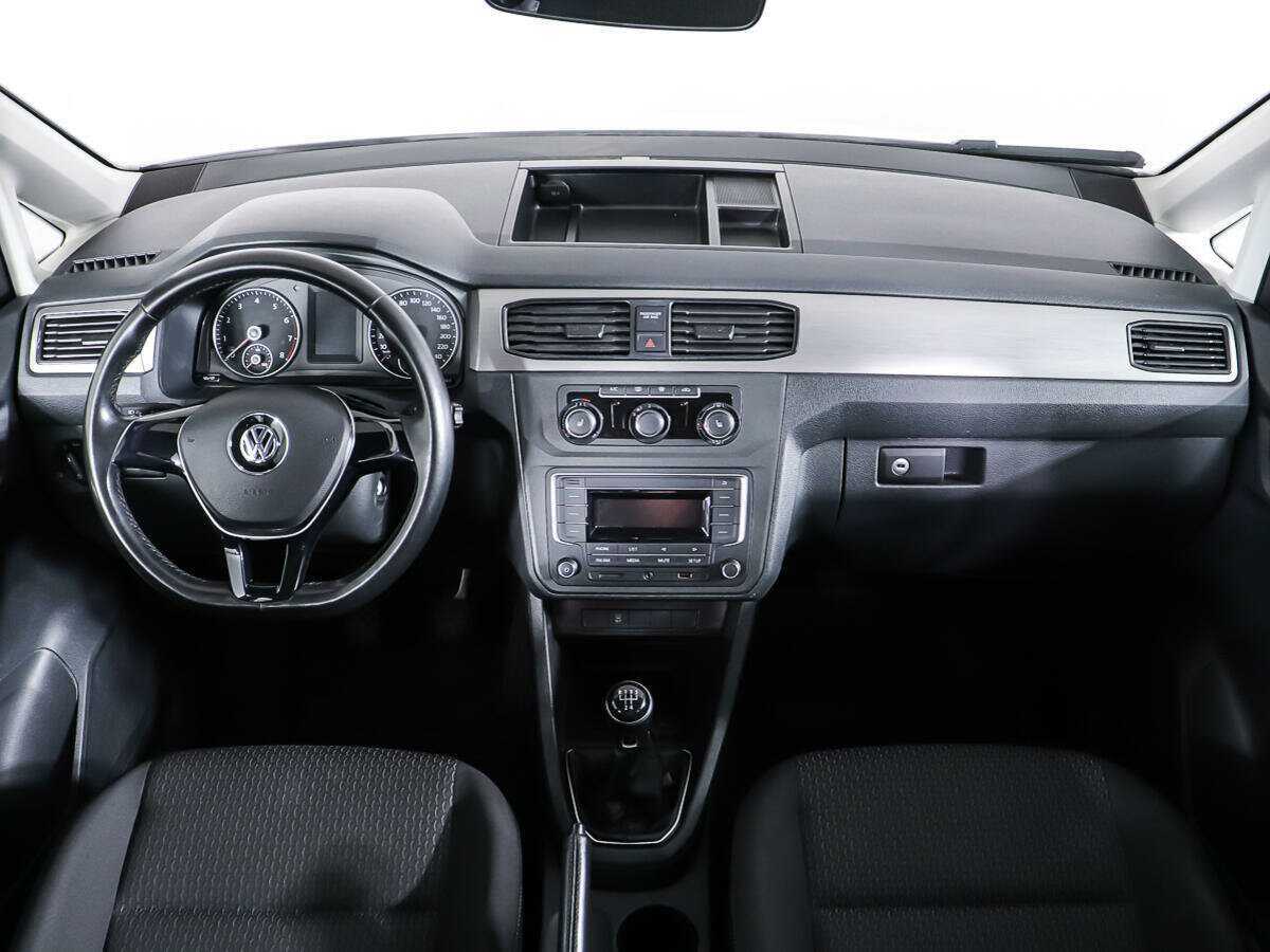 Купить Volkswagen Caddy с пробегом. Фото: #10