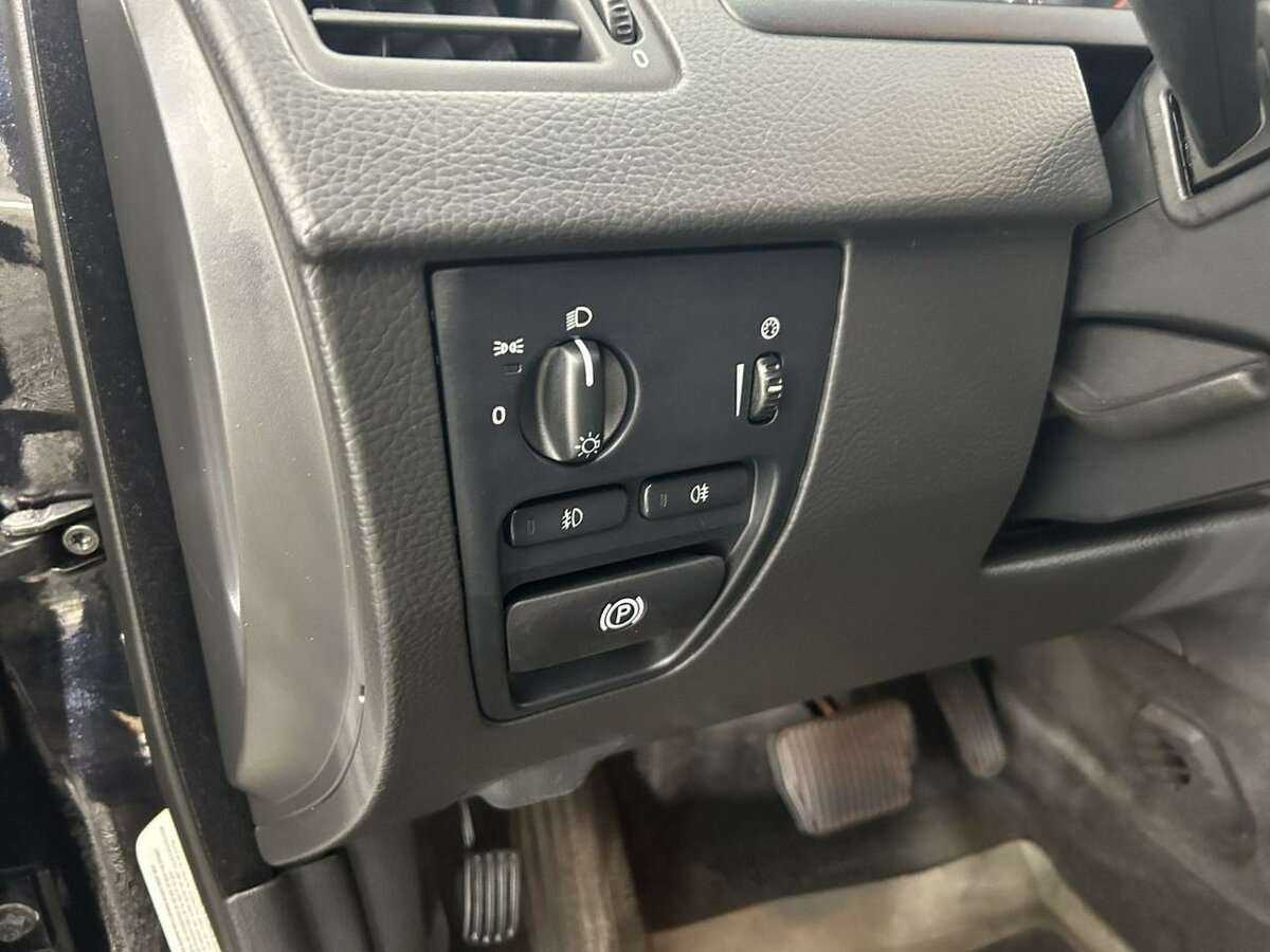 Купить Volvo XC90 с пробегом. Фото: #7