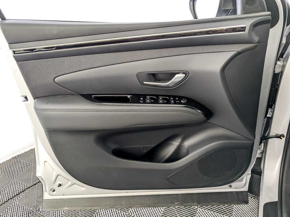 Купить Hyundai Tucson с пробегом. Фото: #13