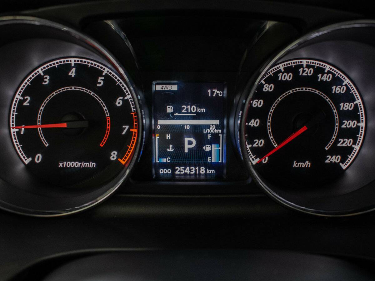 Купить Peugeot 4007 с пробегом. Фото: #11