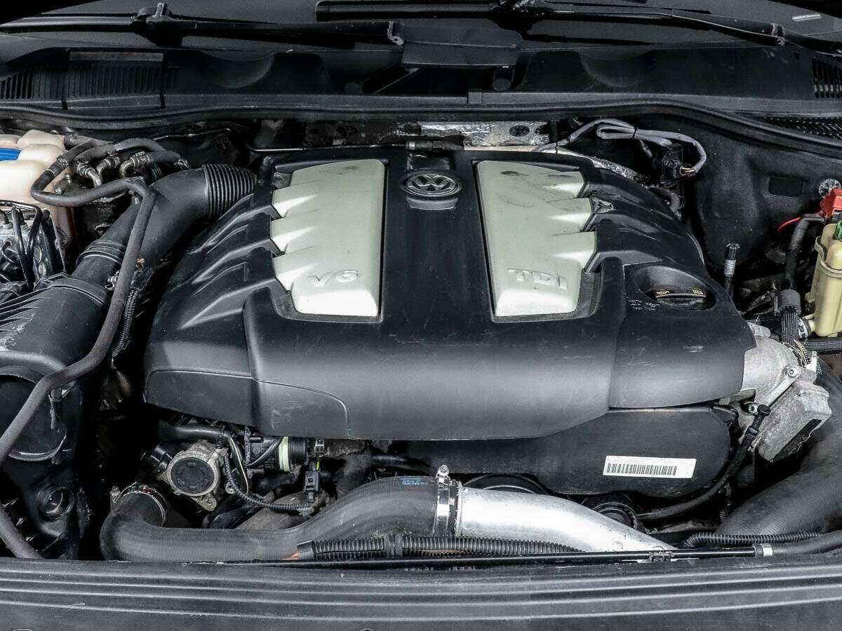 Купить Volkswagen Touareg с пробегом. Фото: #12