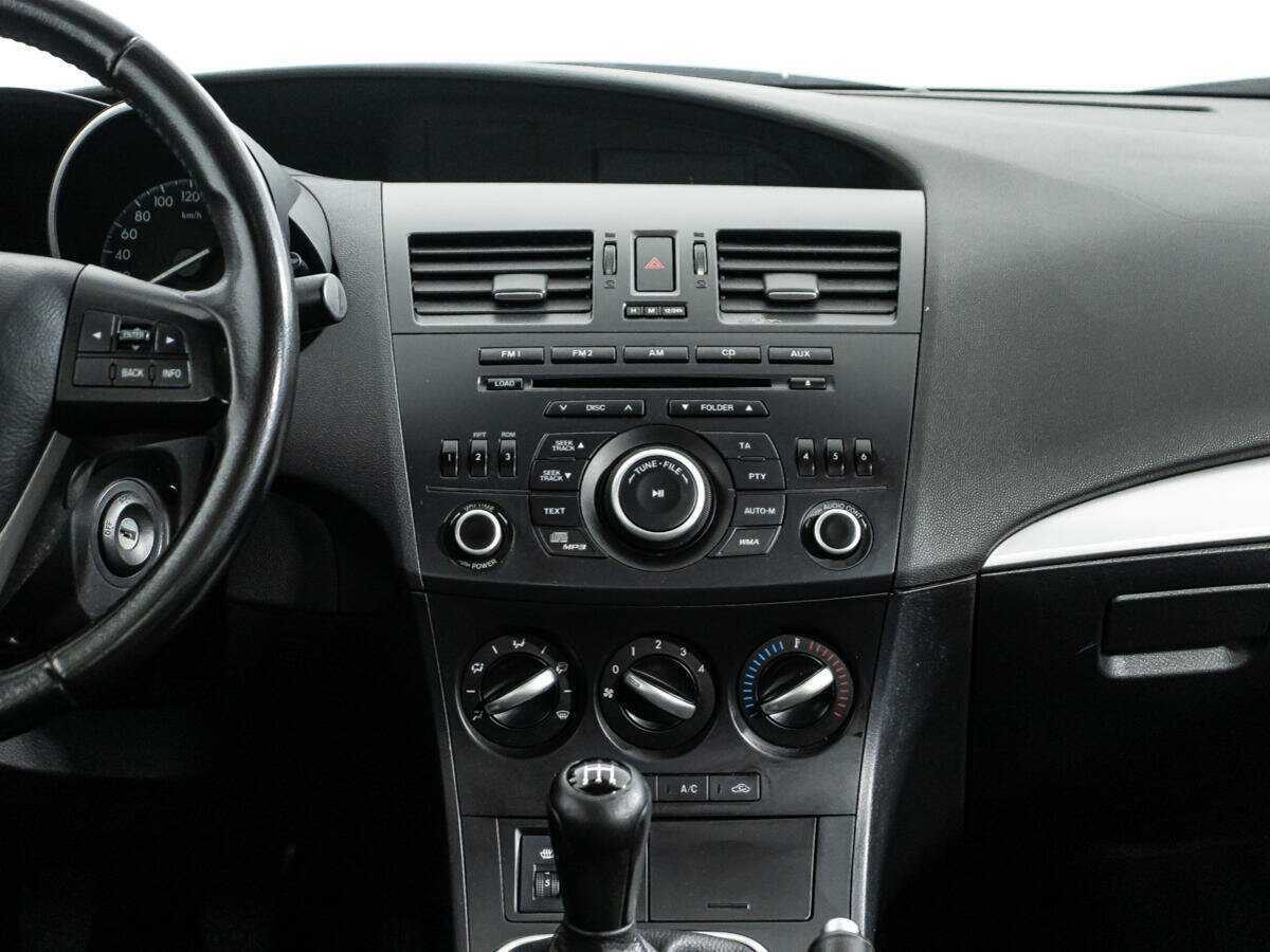 Купить Mazda 3 с пробегом. Фото: #13