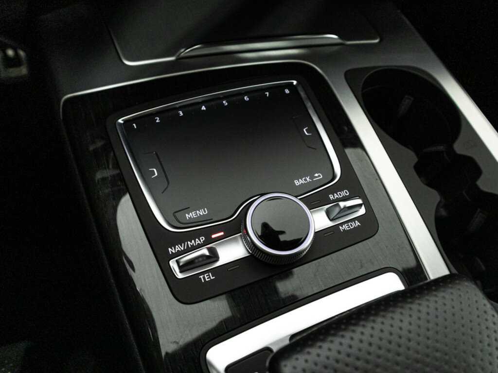 Купить Audi Q7 с пробегом. Фото: #23