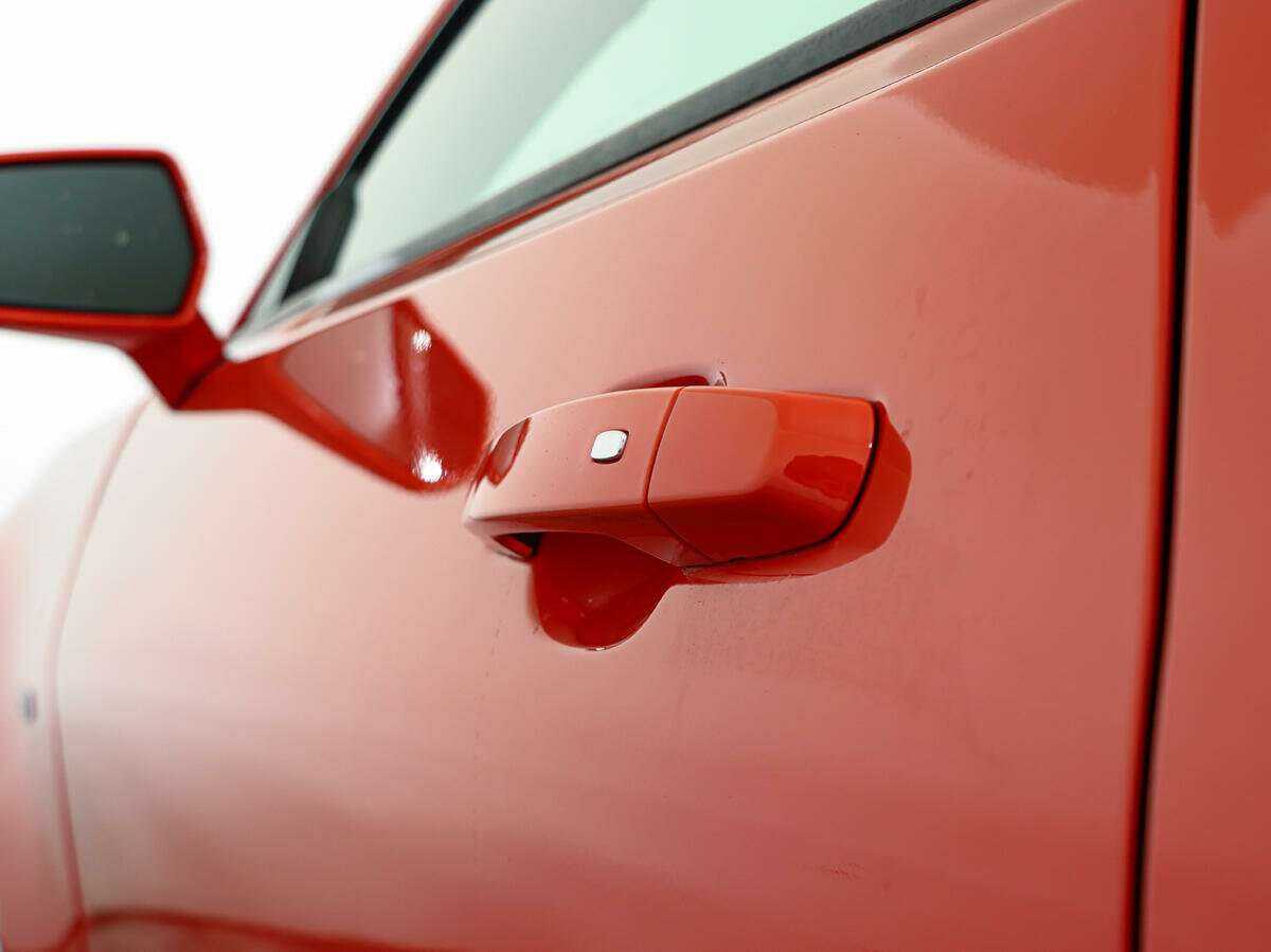 Купить Chevrolet Camaro с пробегом. Фото: #22