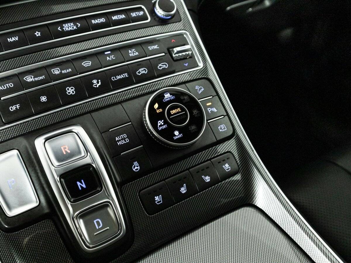 Купить Hyundai Santa Fe с пробегом. Фото: #22