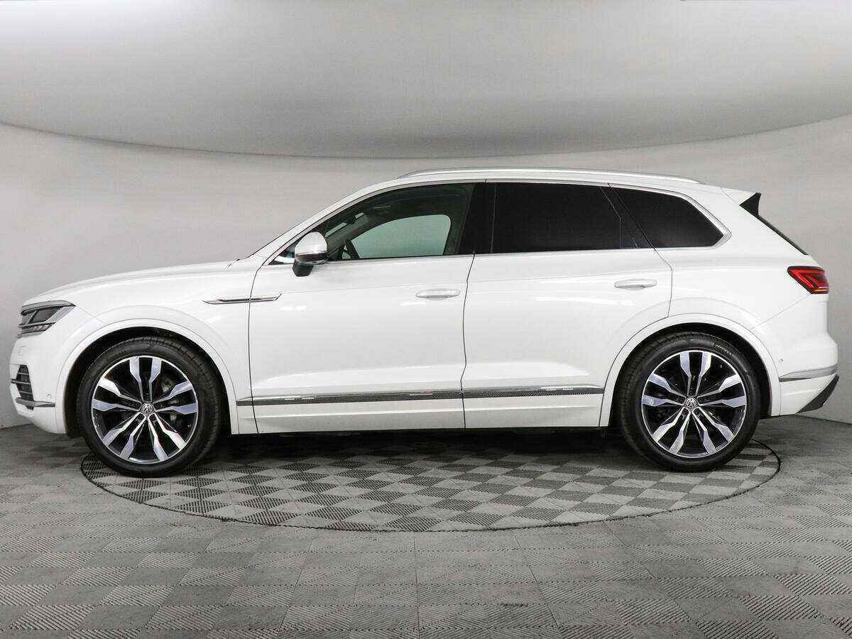 Купить Volkswagen Touareg с пробегом. Фото: #7