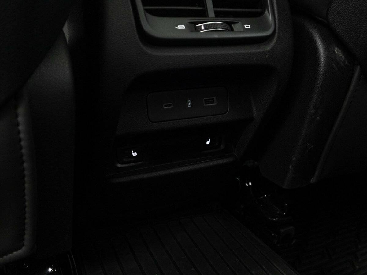 Купить Geely Tugella с пробегом. Фото: #17
