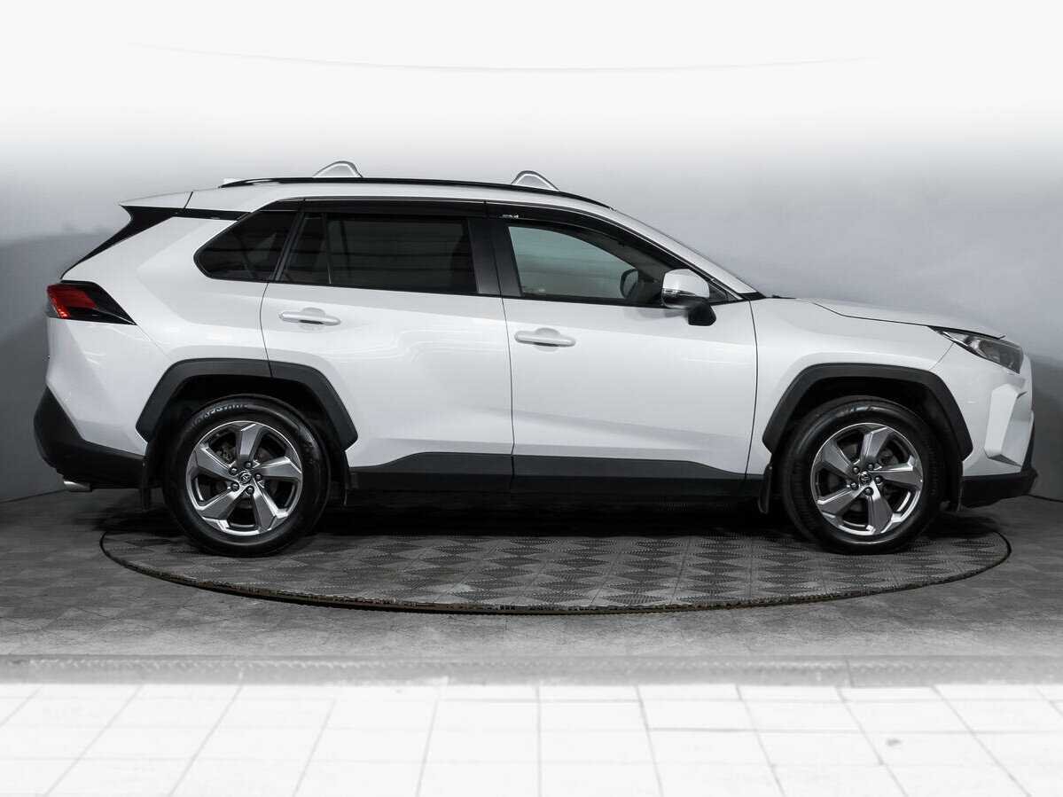 Купить Toyota RAV4 с пробегом. Фото: #3