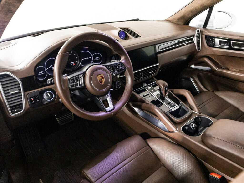 Купить Porsche Cayenne с пробегом. Фото: #9