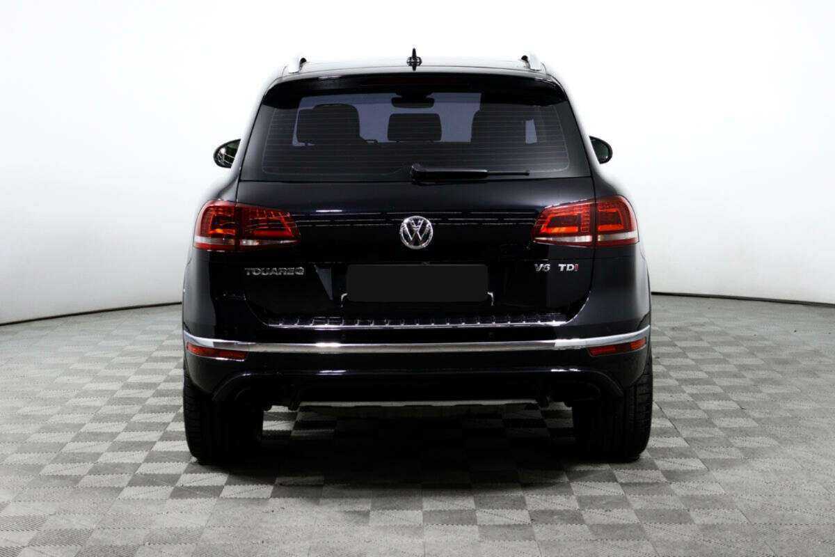 Купить Volkswagen Touareg с пробегом. Фото: #5