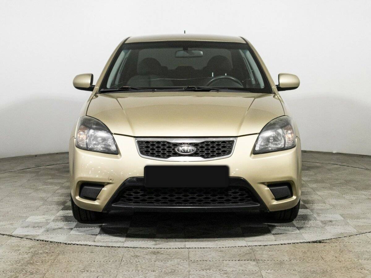 Купить Kia Rio с пробегом. Фото: #1