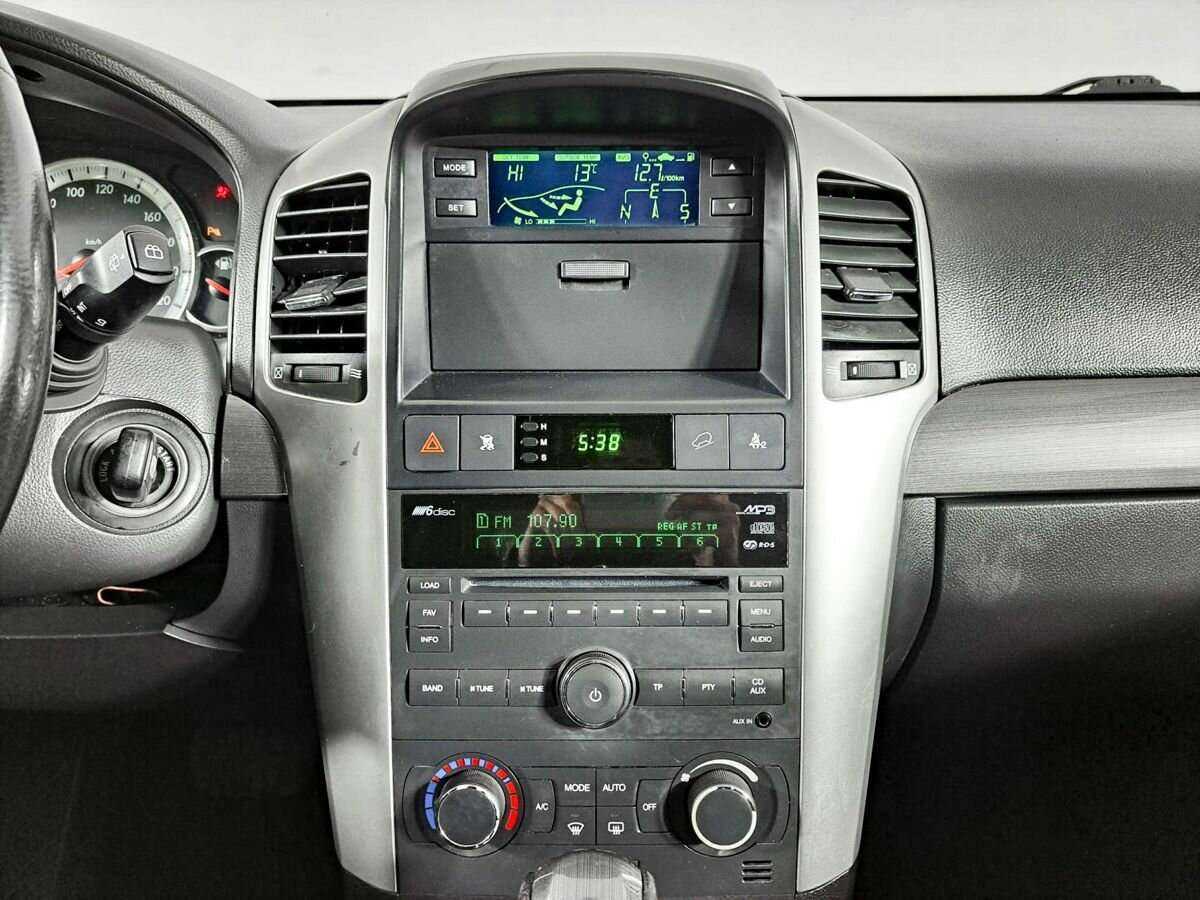 Купить Chevrolet Captiva с пробегом. Фото: #13