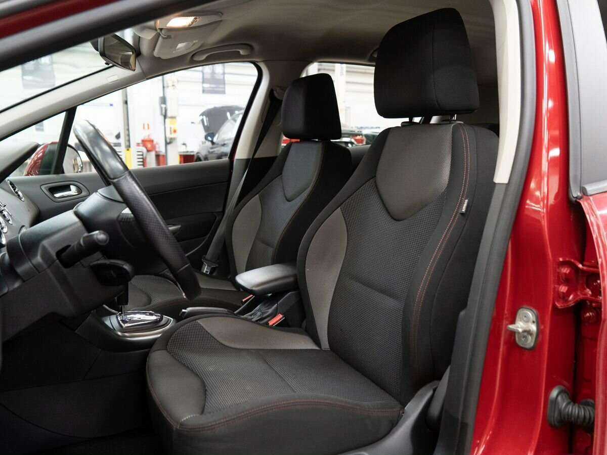 Купить Peugeot 308 с пробегом. Фото: #5