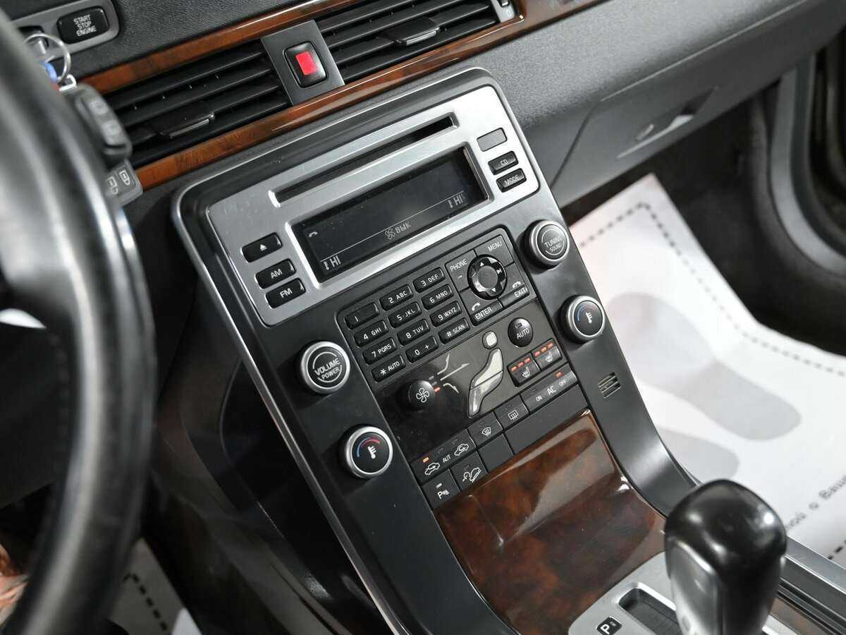 Купить Volvo XC70 с пробегом. Фото: #6