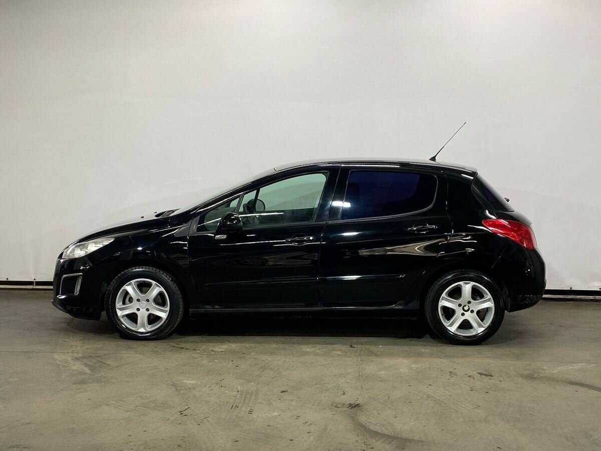 Купить Peugeot 308 с пробегом. Фото: #7