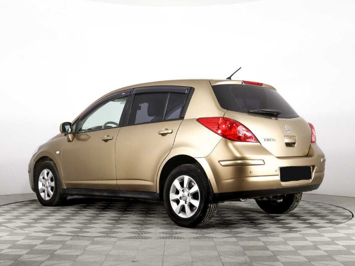 Купить Nissan Tiida с пробегом. Фото: #5