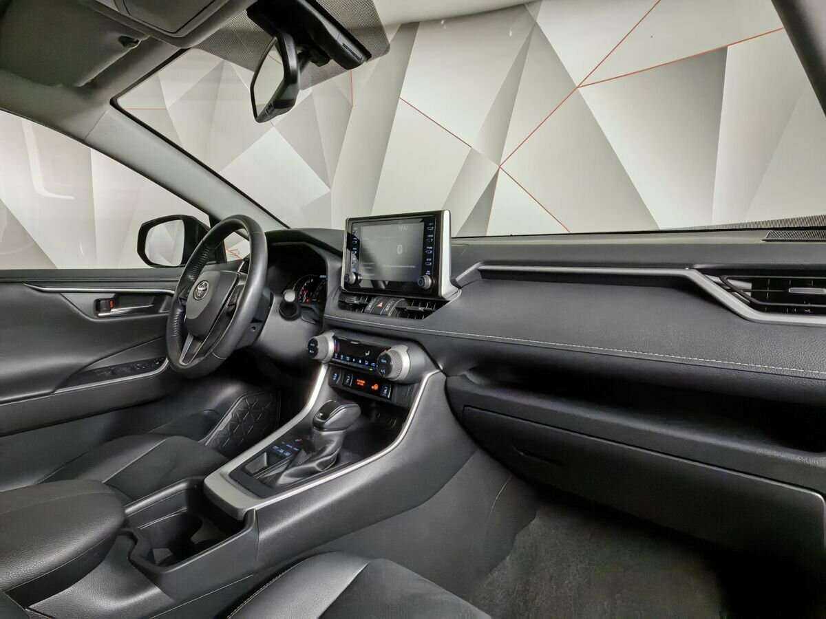 Купить Toyota RAV4 с пробегом. Фото: #8
