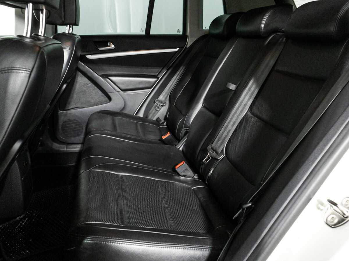 Купить Volkswagen Tiguan с пробегом. Фото: #9