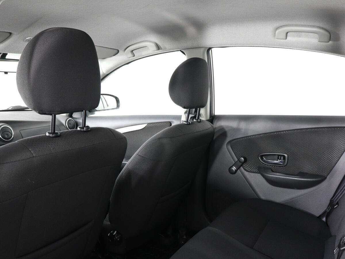 Купить Nissan Almera с пробегом. Фото: #10