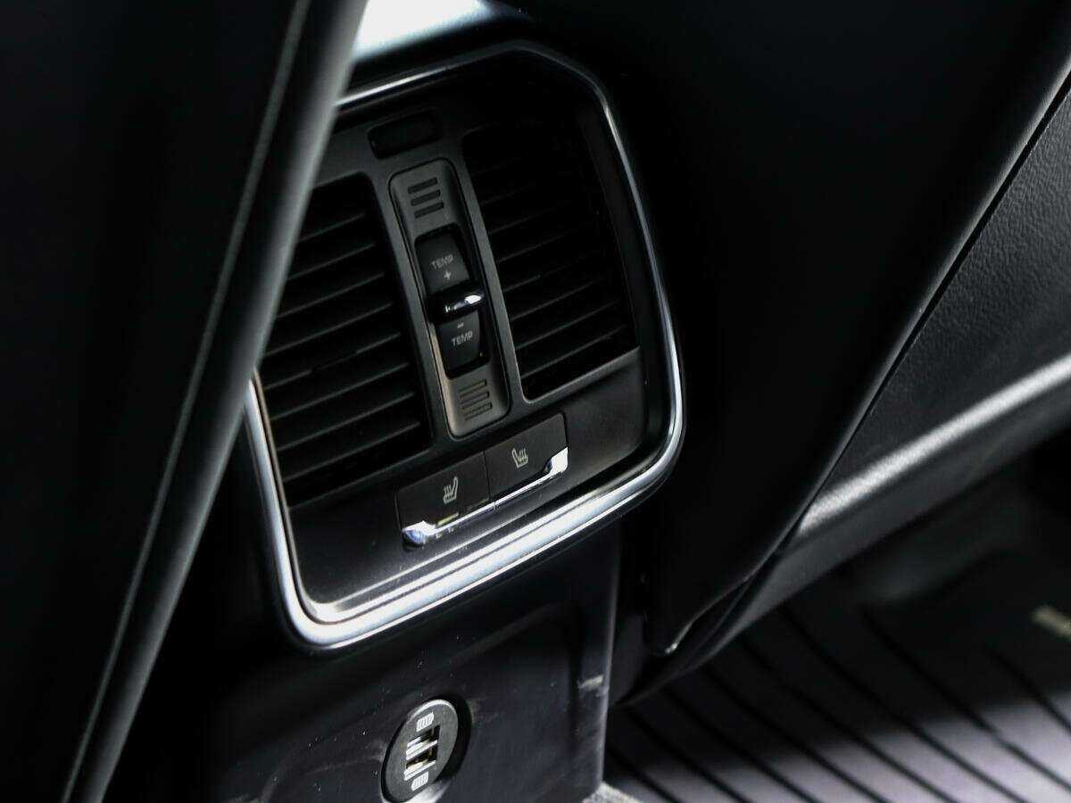 Купить Porsche Macan с пробегом. Фото: #13