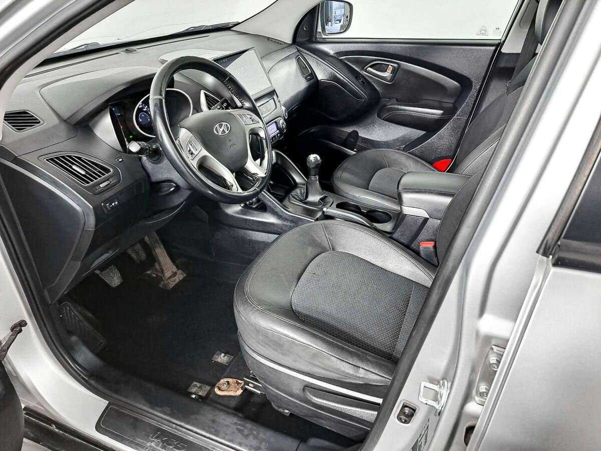 Купить Hyundai ix35 с пробегом. Фото: #10