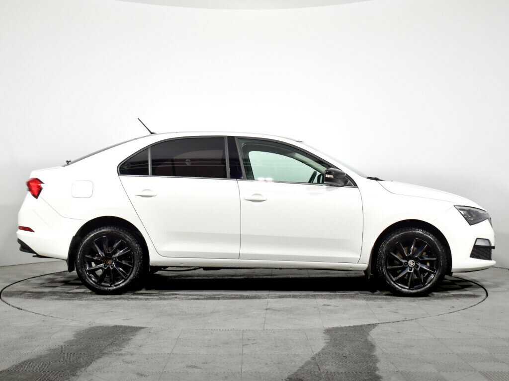 Купить Skoda Rapid с пробегом. Фото: #3