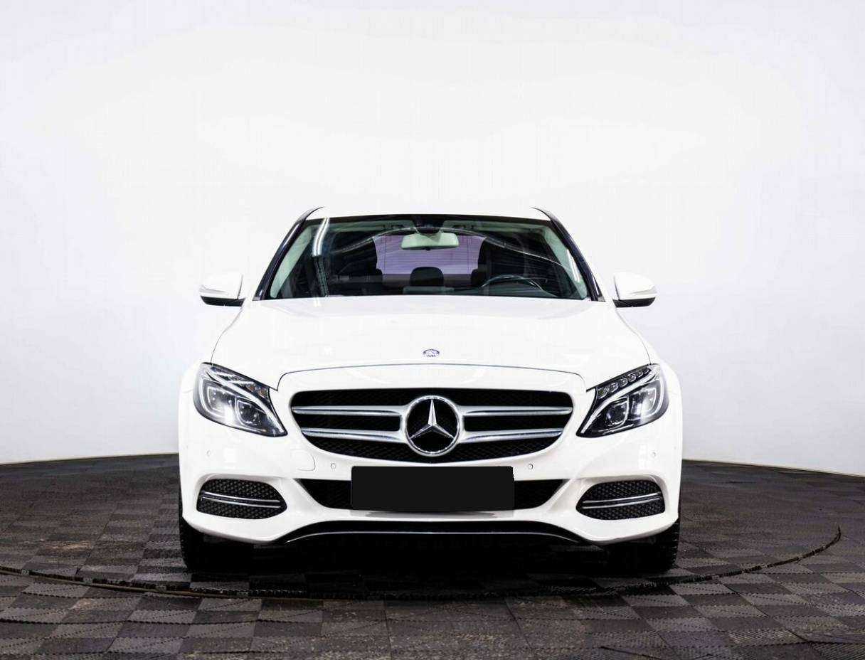Купить Mercedes-Benz C-Класс с пробегом. Фото: #1