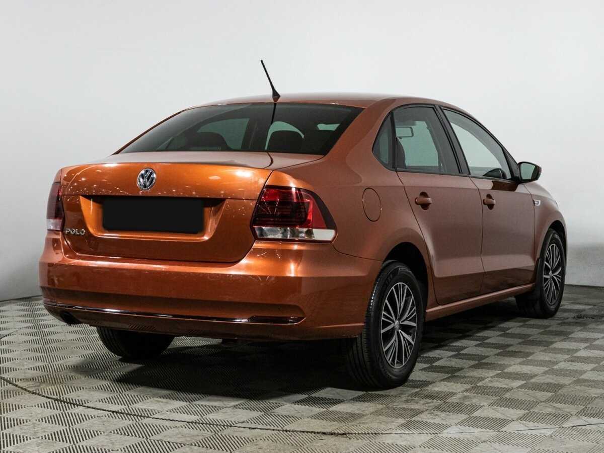 Купить Volkswagen Polo с пробегом. Фото: #4