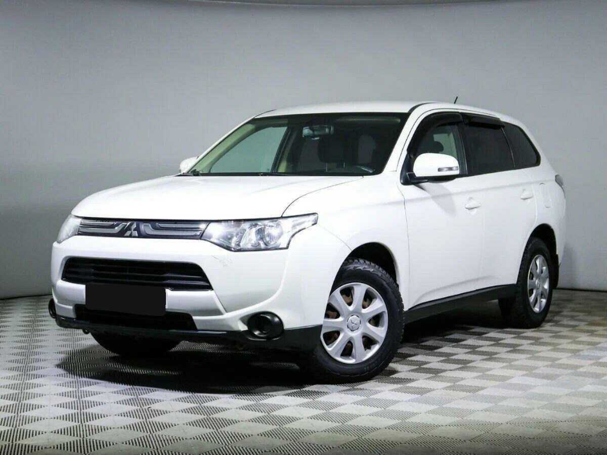 Купить Mitsubishi Outlander с пробегом. Посмотреть фото