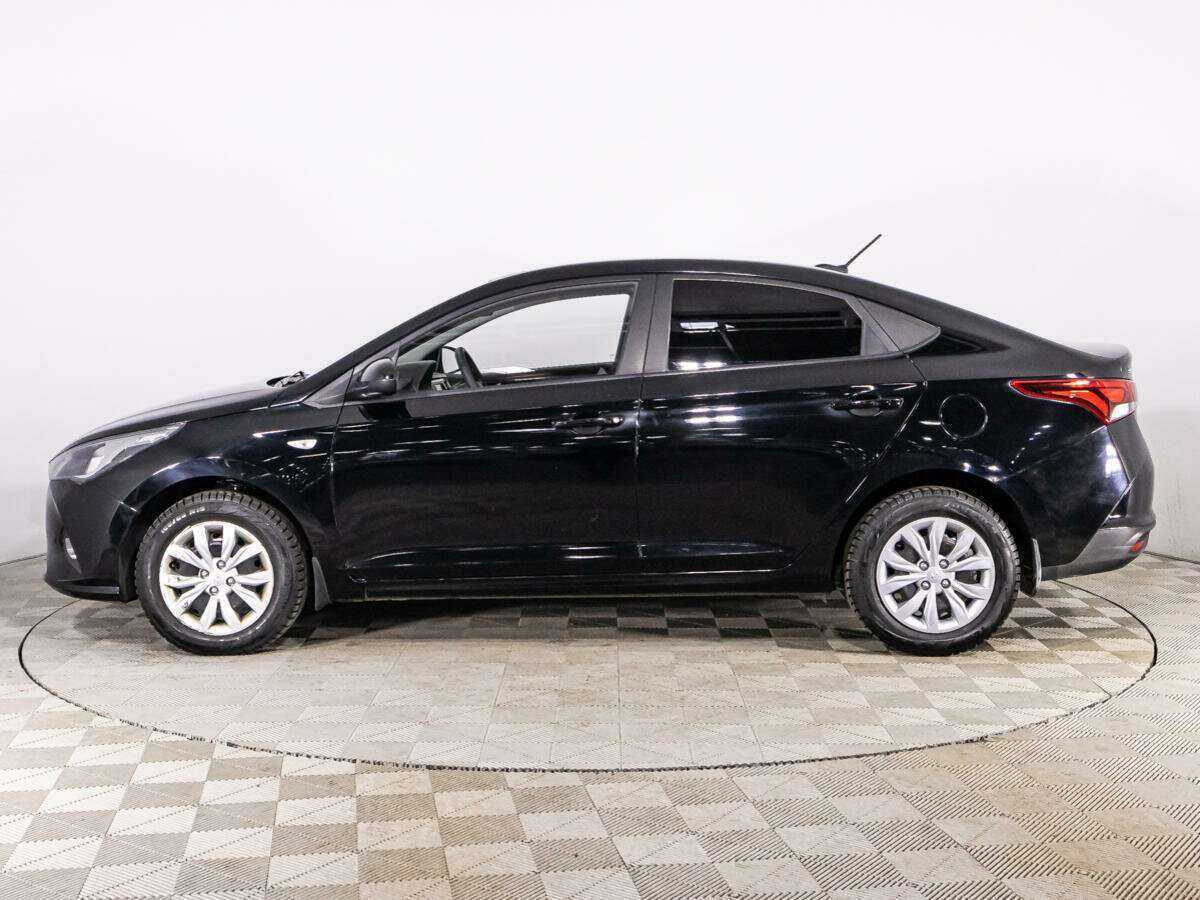 Купить Hyundai Solaris с пробегом. Фото: #7