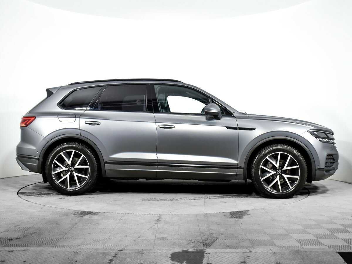 Купить Volkswagen Touareg с пробегом. Фото: #3