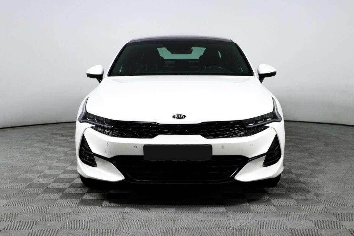 Купить Kia K5 с пробегом. Фото: #1