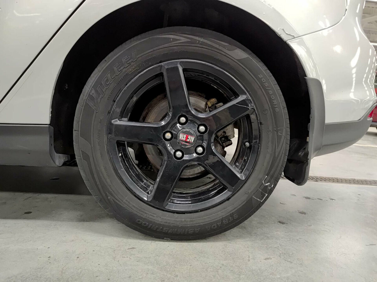 Купить Ford Focus с пробегом. Фото: #17
