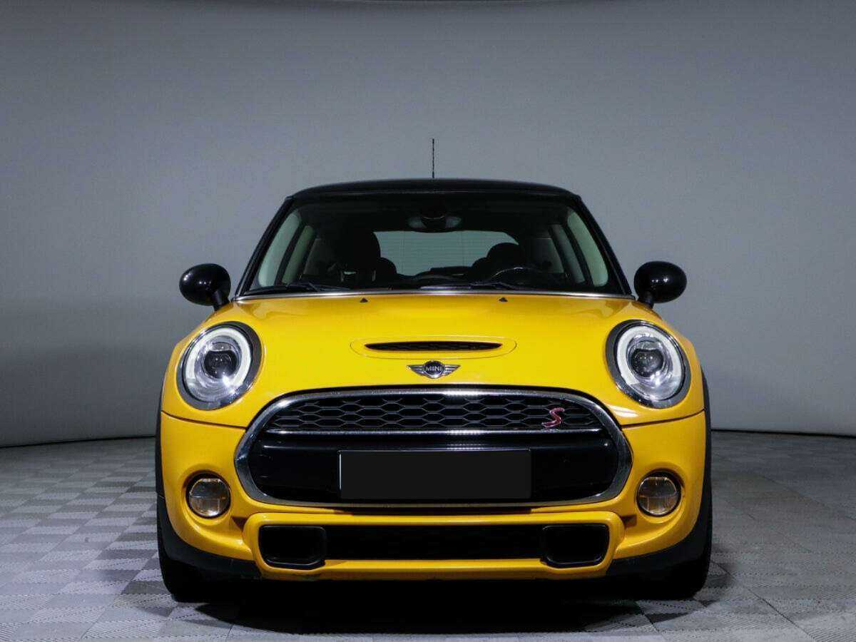 Купить Mini Hatch с пробегом. Фото: #1
