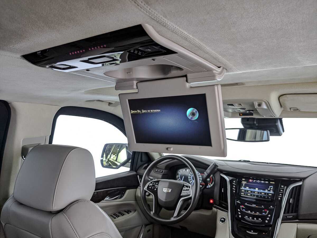 Купить Cadillac Escalade с пробегом. Фото: #29