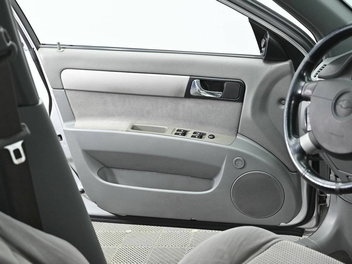 Купить Chevrolet Lacetti с пробегом. Фото: #5