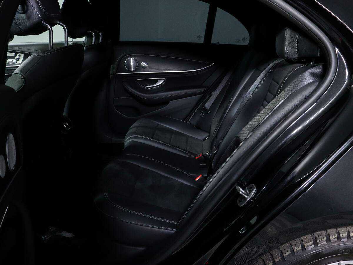 Купить Mercedes-Benz E-Класс с пробегом. Фото: #7