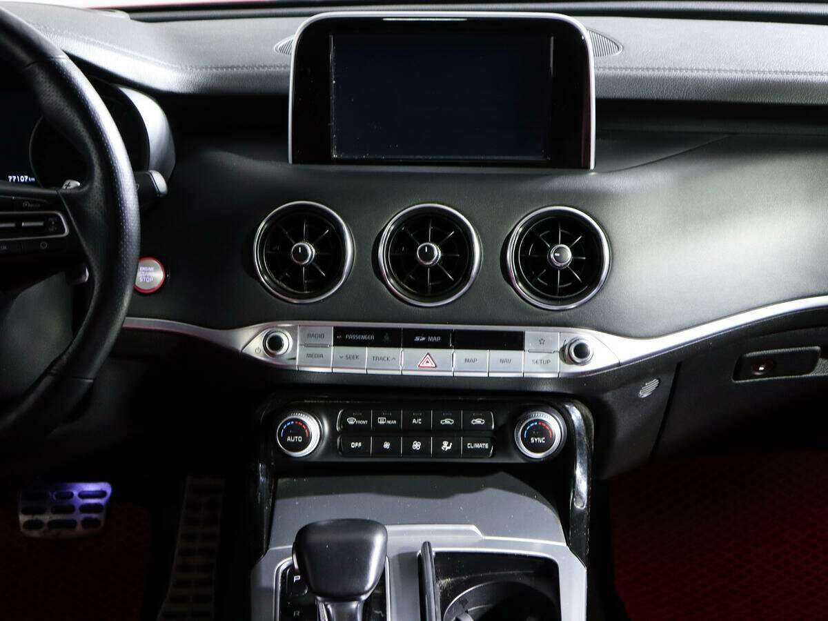Купить Kia Stinger с пробегом. Фото: #12