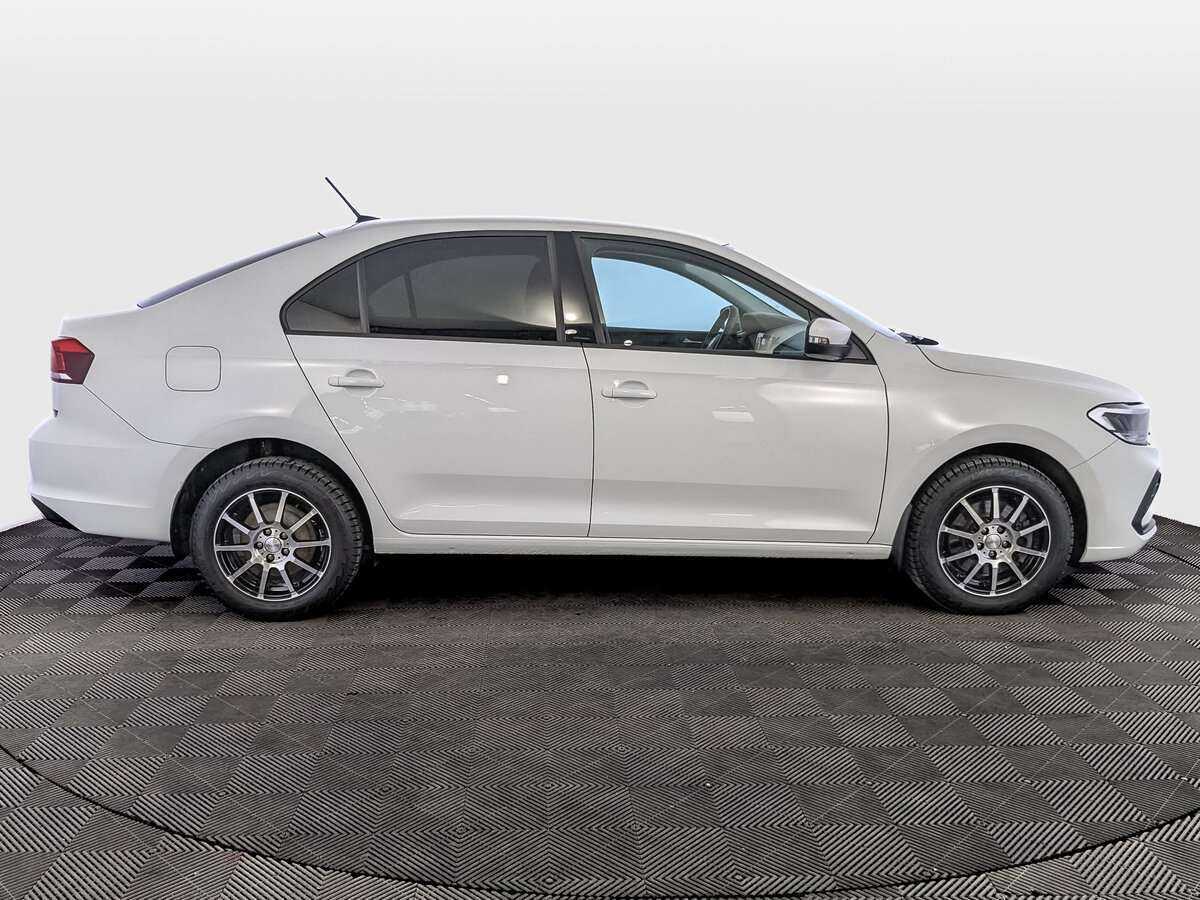 Купить Volkswagen Polo с пробегом. Фото: #3