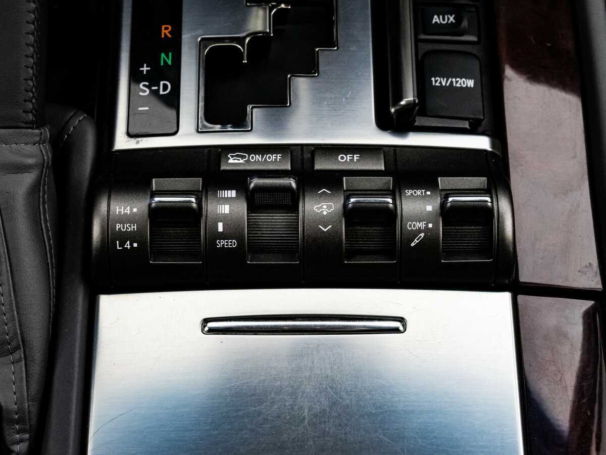 Купить Lexus LX с пробегом. Фото: #11