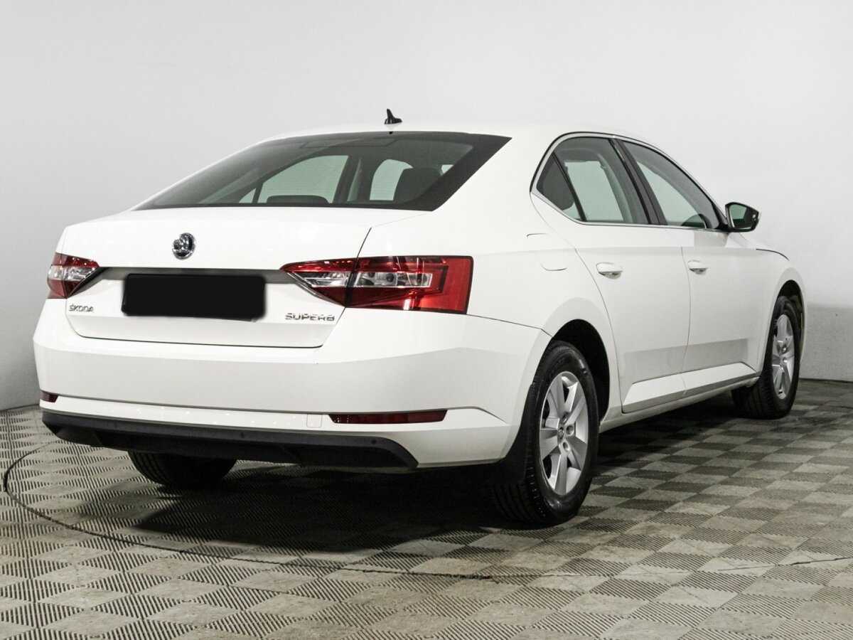 Купить Skoda Superb с пробегом. Фото: #4