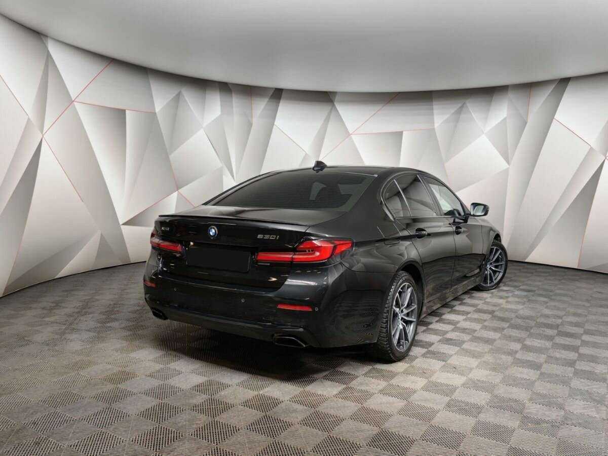 Купить BMW 5 серии с пробегом. Фото: #1