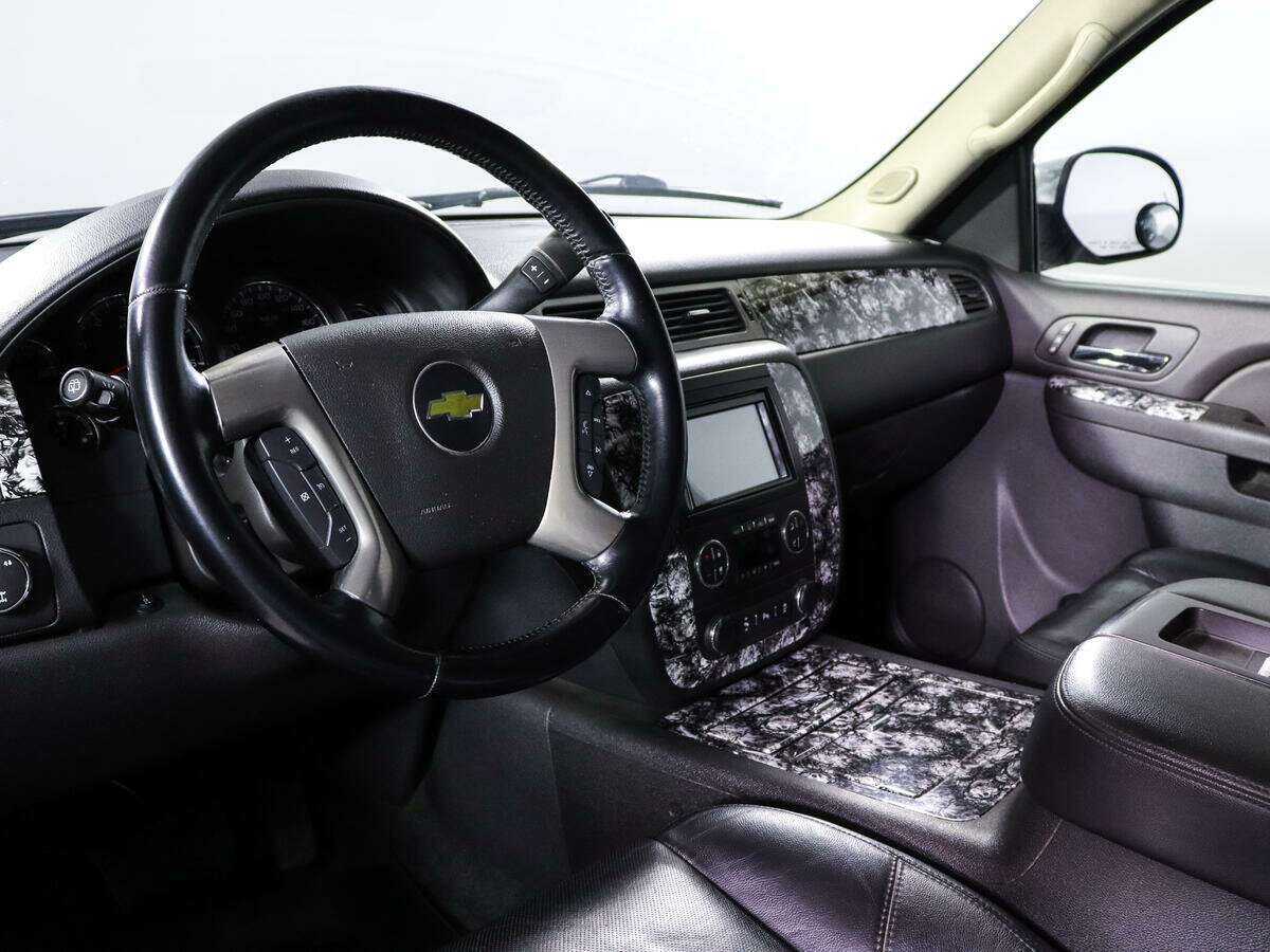 Купить Chevrolet Tahoe с пробегом. Фото: #11
