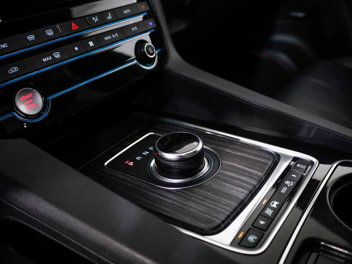 Купить Jaguar F-Pace с пробегом. Фото: #20