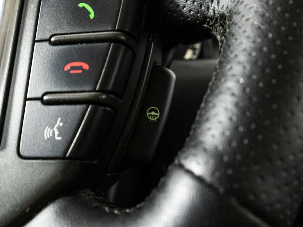 Купить Land Rover Discovery с пробегом. Фото: #14