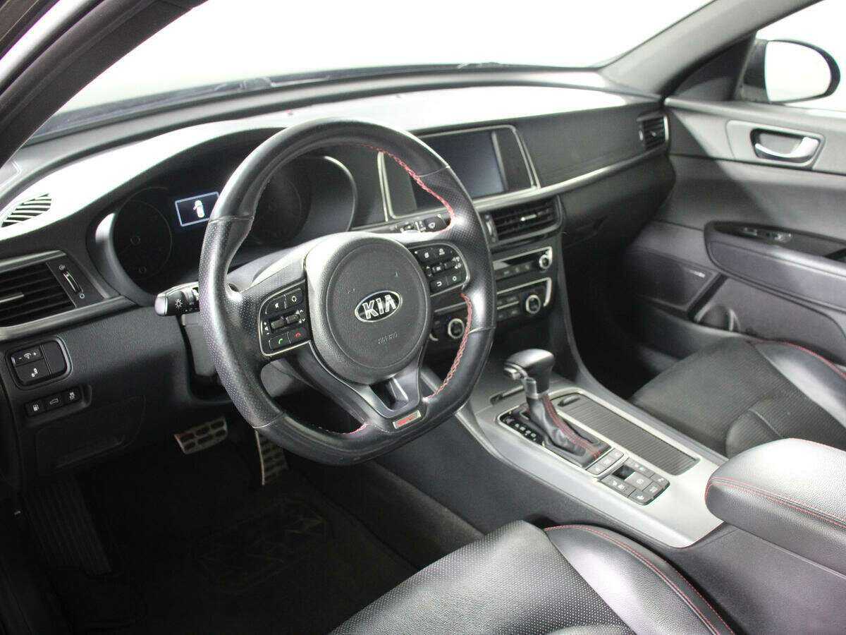 Купить Kia Optima с пробегом. Фото: #10